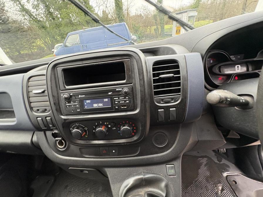 Used Vauxhall Vivaro for sale - 77239728: Photo 17
