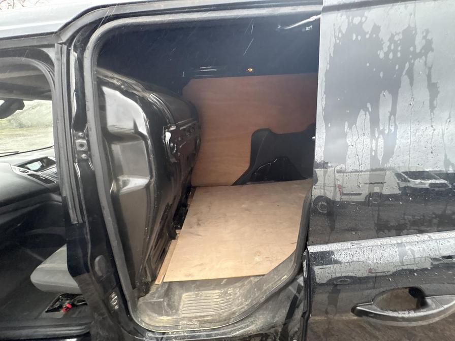 Used Ford Transit Connect 2015 for sale - 77627915: Photo 10