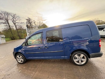 Used Volkswagen Caddy Maxi 2012 for sale - 76487780: Photo