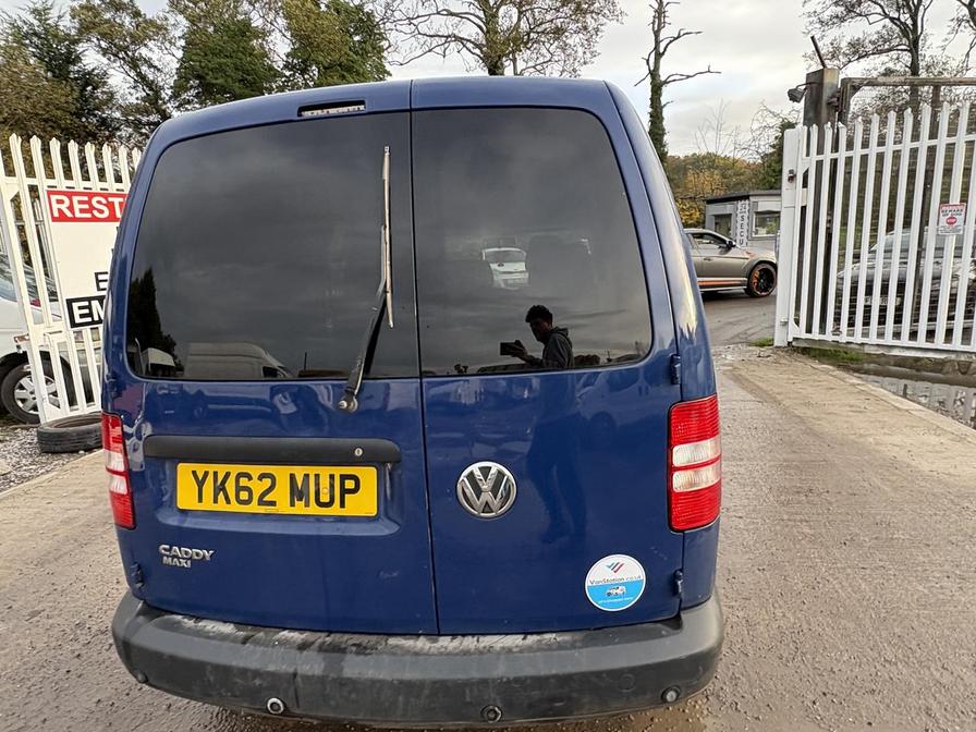 Used Volkswagen Caddy Maxi 2012 for sale - 76487780: Photo 4