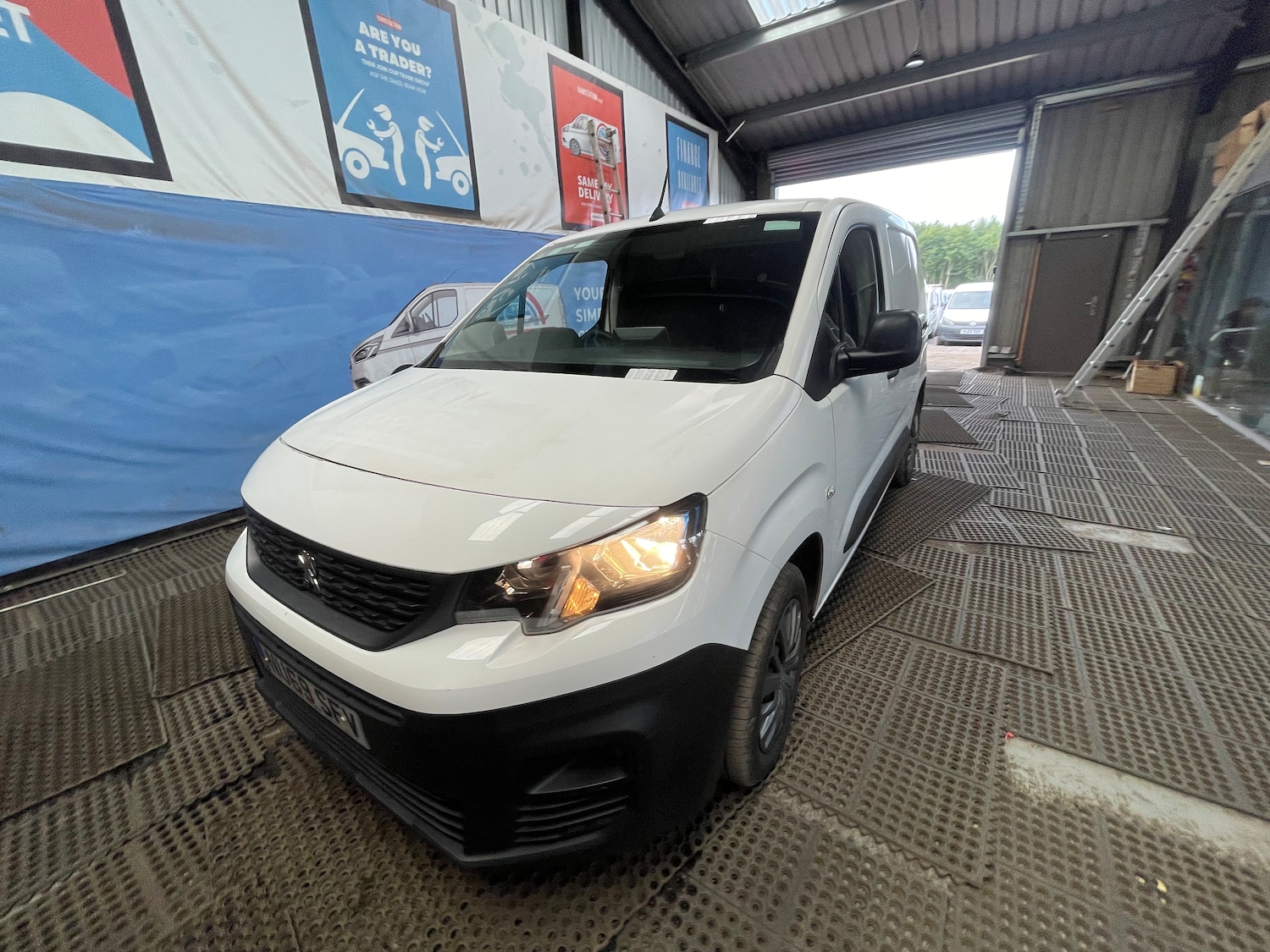 Vehicle 21