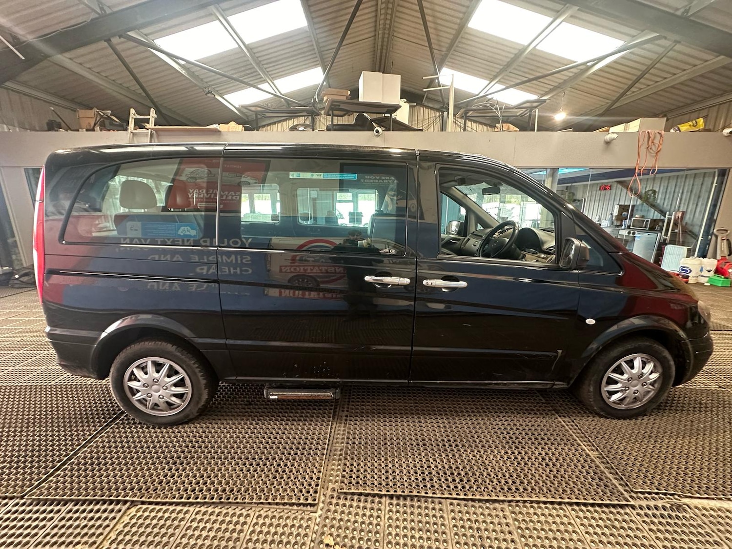Used Mercedes-Benz Vito 2010 for sale - 74031430: Photo 21