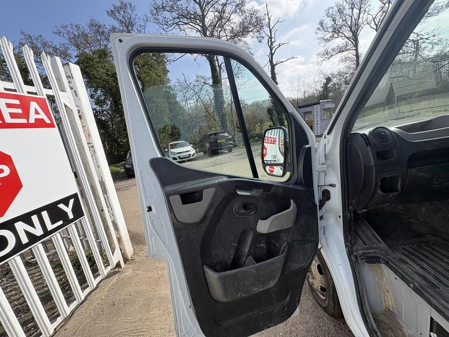 Used Renault Master for sale - 77983136: Photo 8