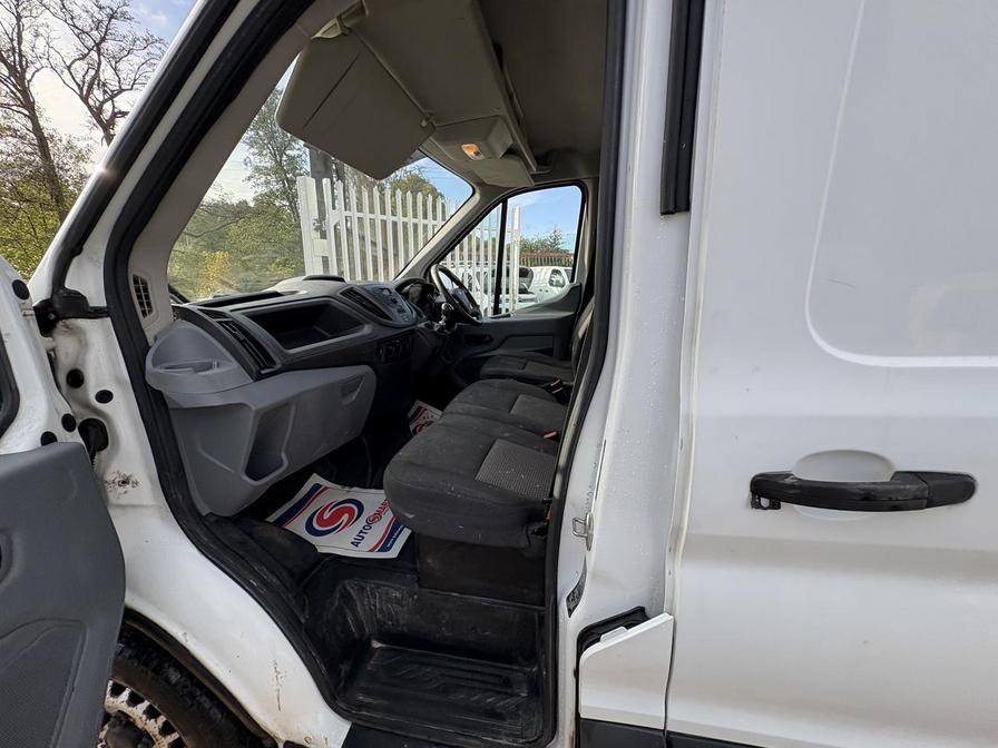 Used Ford Transit 2018 for sale - 76442169: Photo 2