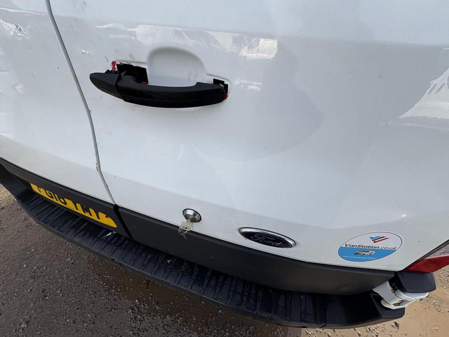 Used Ford Transit 2018 for sale - 76442169: Photo 3