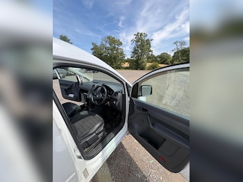 Used Volkswagen Caddy 2011 for sale - 79339174: Photo