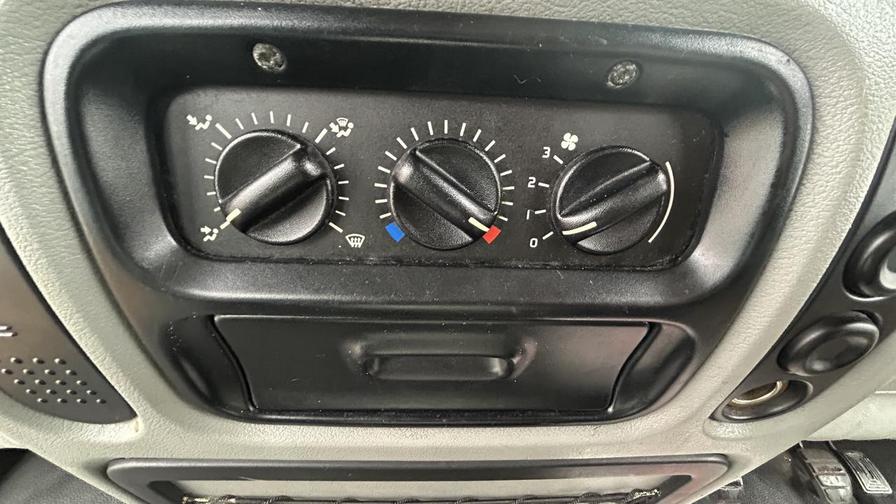 Used Renault Master 2002 for sale - 77899115: Photo 21