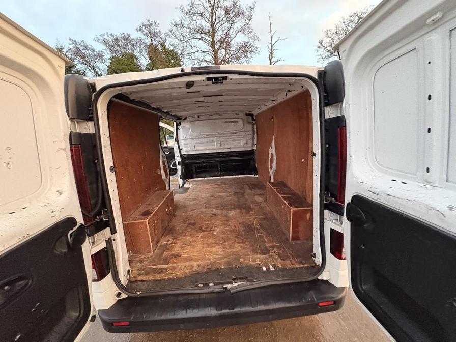 Used Vauxhall Vivaro 2018 for sale - 76851545: Photo 5