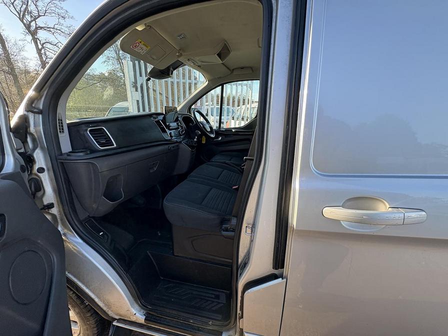 Used Ford Transit Custom 2018 for sale - 76731995: Photo 3