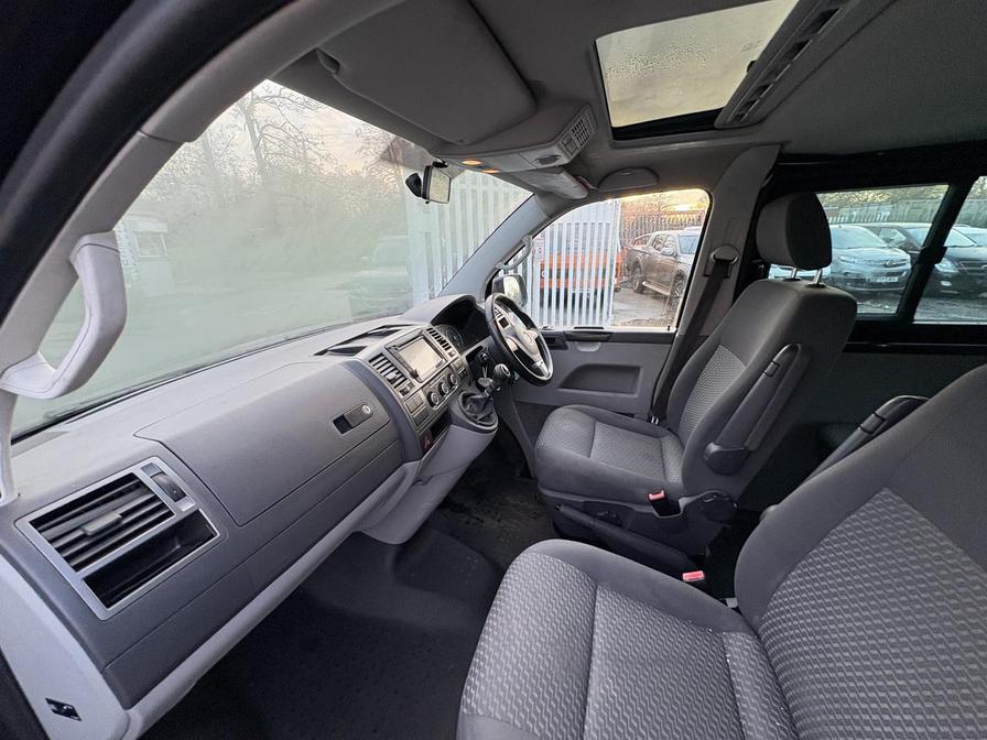 Used Volkswagen Transporter 2015 for sale - 76967244: Photo 10