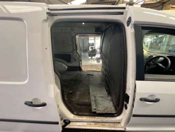 Used Volkswagen Caddy Maxi 2014 for sale - 74823997: Photo