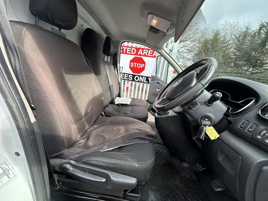 Used Vauxhall Vivaro 2018 for sale - 77710991: Photo 12