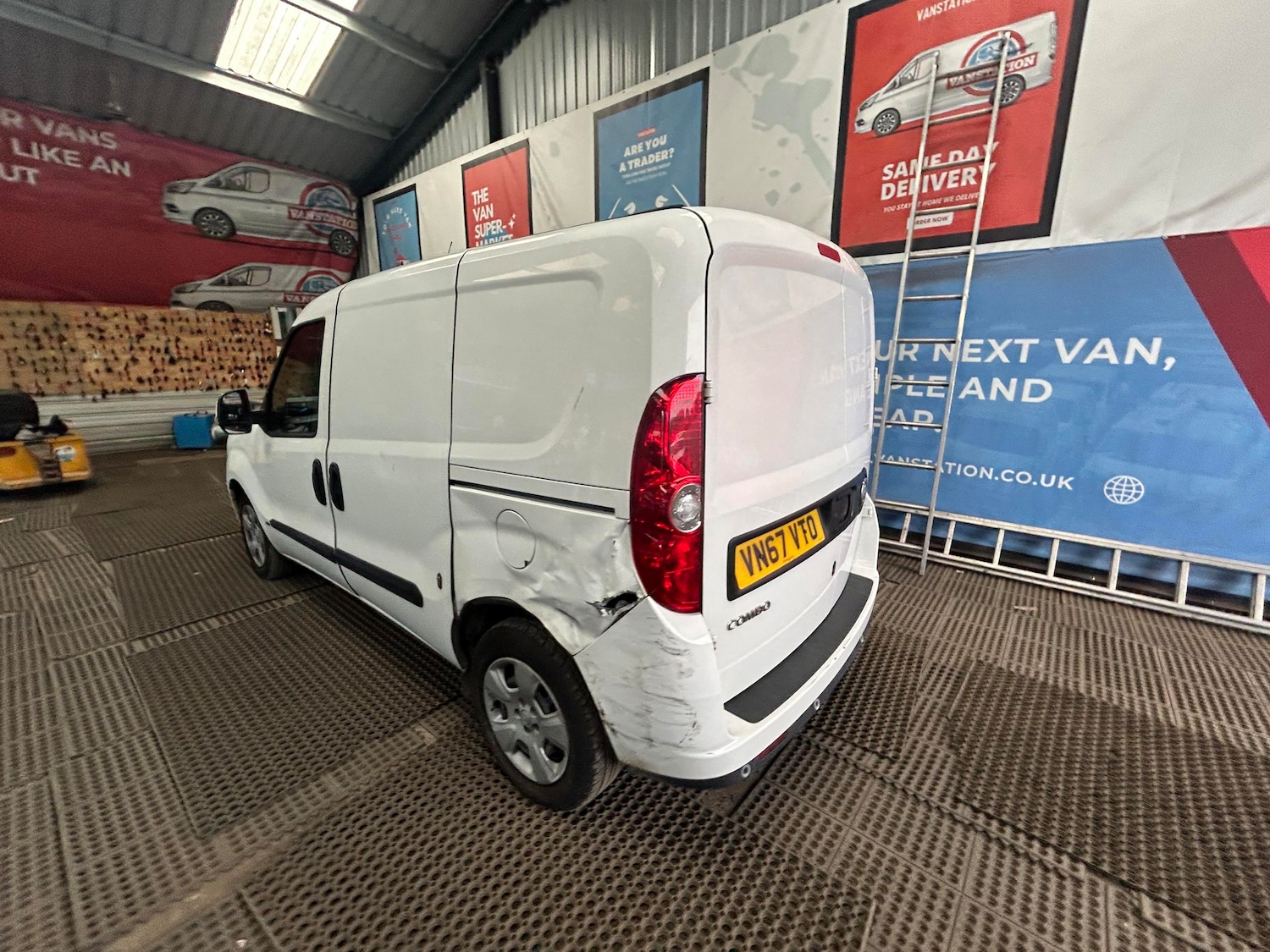 Vehicle 21