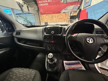 Used Vauxhall Combo 2017 for sale - 75556164: Photo