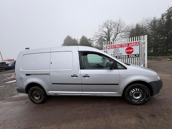 Used Volkswagen Caddy Maxi 2010 for sale - 77856148: Photo