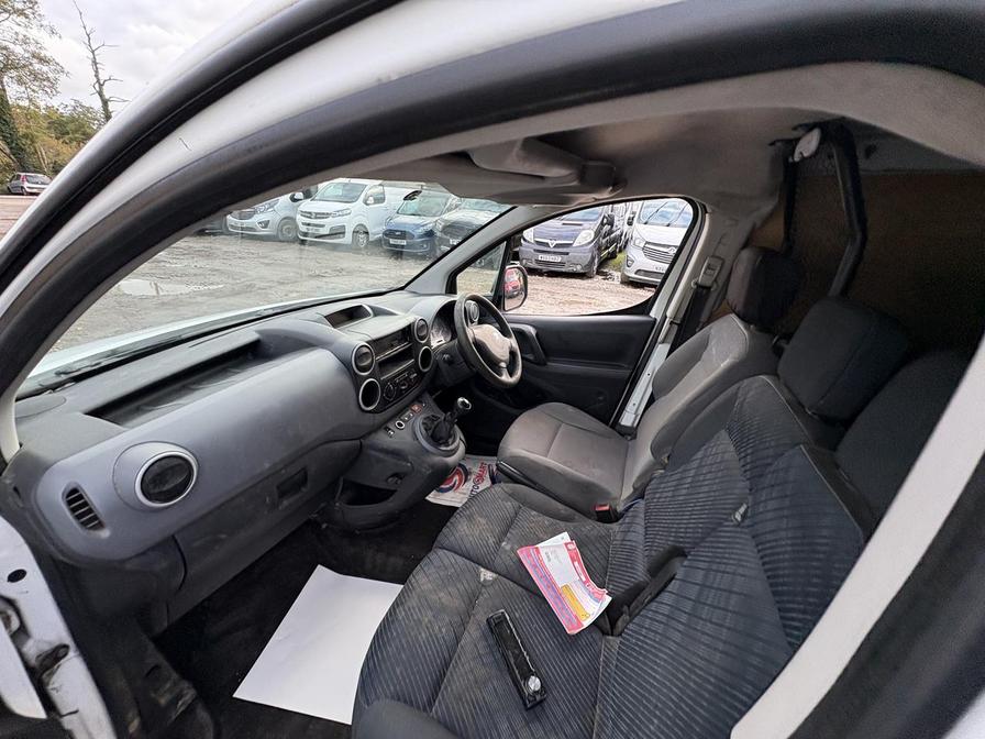 Used Peugeot Partner 2012 for sale - 76390422: Photo 13