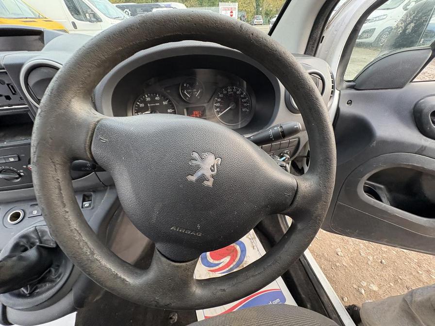Used Peugeot Partner 2012 for sale - 76390422: Photo 15