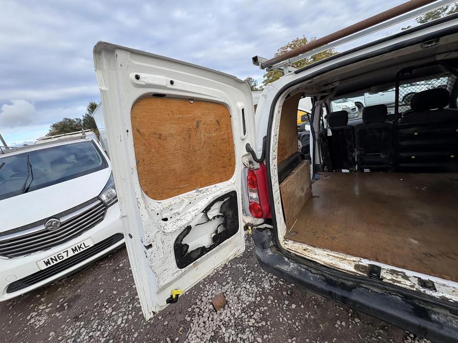 Used Peugeot Partner 2012 for sale - 76390422: Photo 17