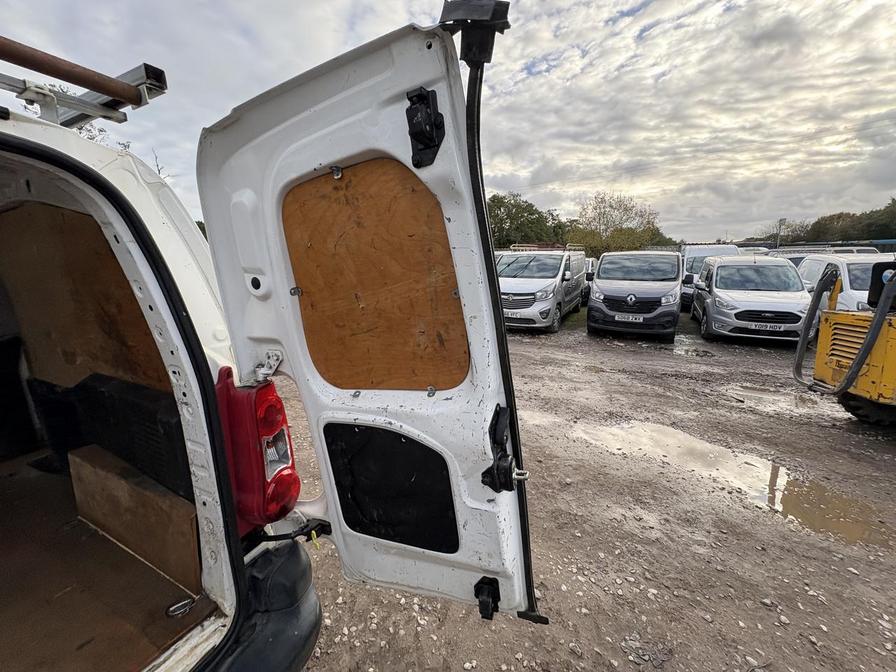 Used Peugeot Partner 2012 for sale - 76390422: Photo 18