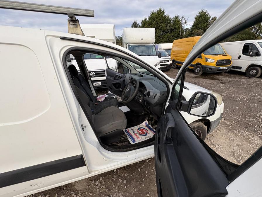 Used Peugeot Partner 2012 for sale - 76390422: Photo 6