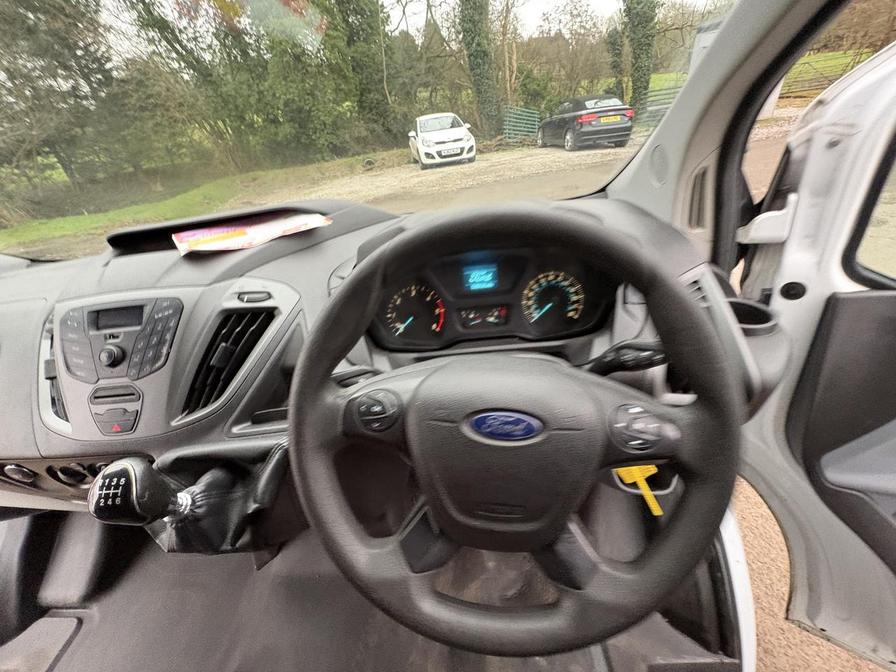 Used Ford Transit Custom 2017 for sale - 77795523: Photo 2