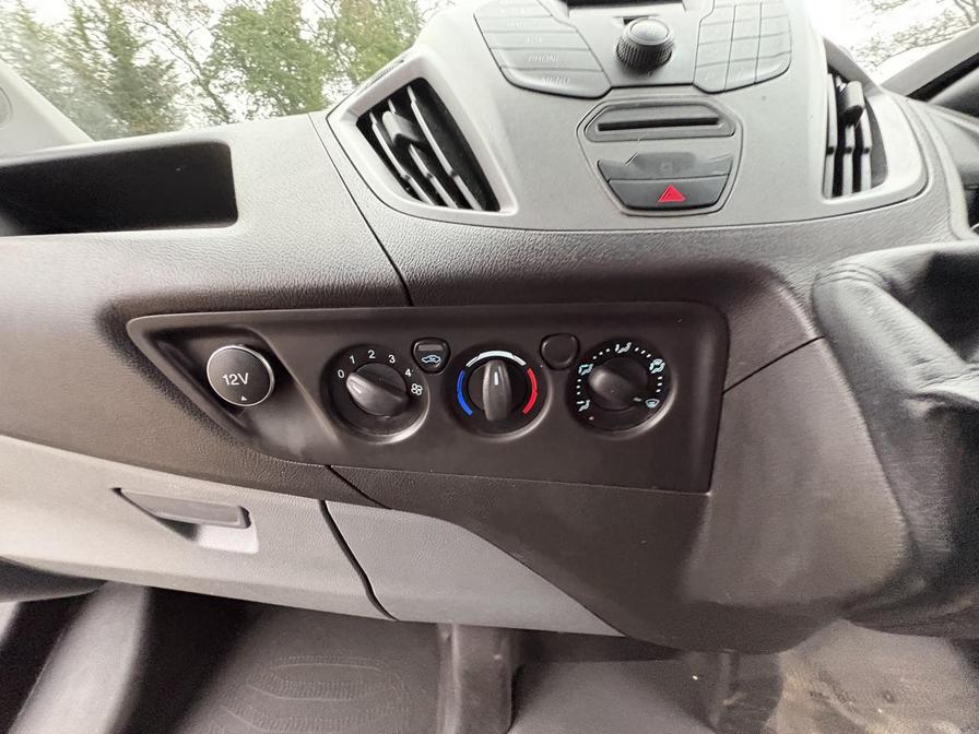 Used Ford Transit Custom 2017 for sale - 77795523: Photo 5