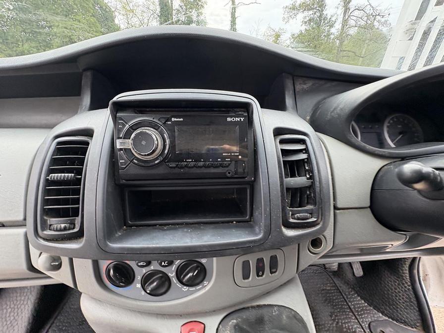 Used Vauxhall Vivaro 2011 for sale - 76176582: Photo 13