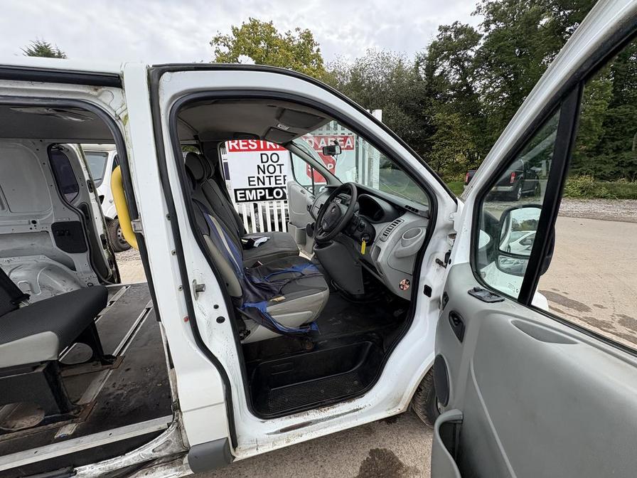 Used Vauxhall Vivaro 2011 for sale - 76176582: Photo 21