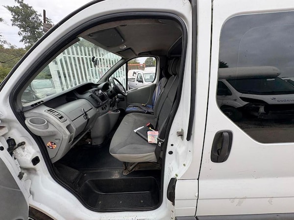 Used Vauxhall Vivaro 2011 for sale - 76176582: Photo 23