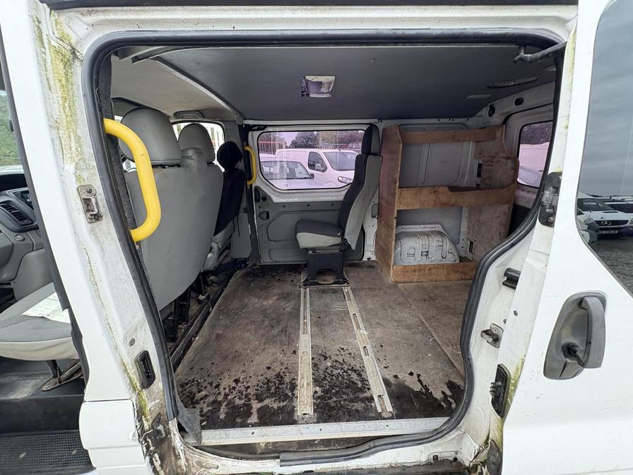 Used Vauxhall Vivaro 2011 for sale - 76176582: Photo 8