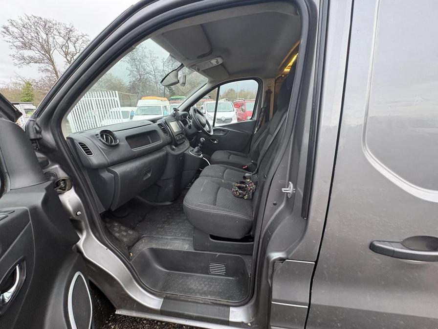 Used Vauxhall Vivaro 2017 for sale - 77308072: Photo 11