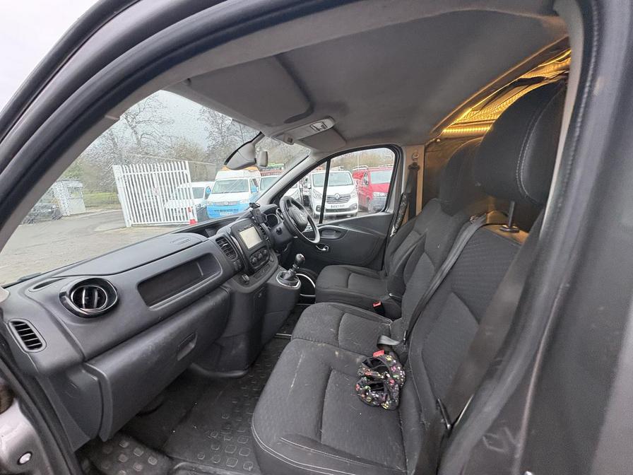 Used Vauxhall Vivaro 2017 for sale - 77308072: Photo 14