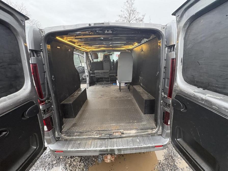 Used Vauxhall Vivaro 2017 for sale - 77308072: Photo 16