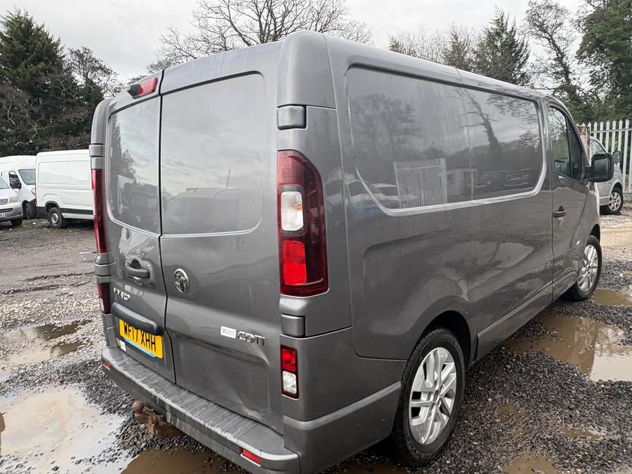 Used Vauxhall Vivaro 2017 for sale - 77308072: Photo 4