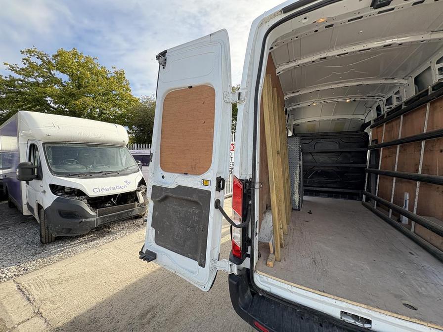 Used Ford Transit 2022 for sale - 76459515: Photo 8