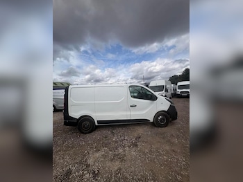 Used Vauxhall Vivaro 2015 for sale - 79567586: Photo