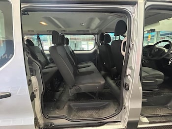 Used Vauxhall Vivaro 2017 for sale - 75887463: Photo