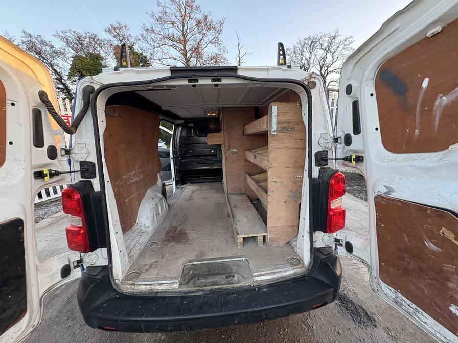 Used Vauxhall Vivaro 2022 for sale - 76610054: Photo 9