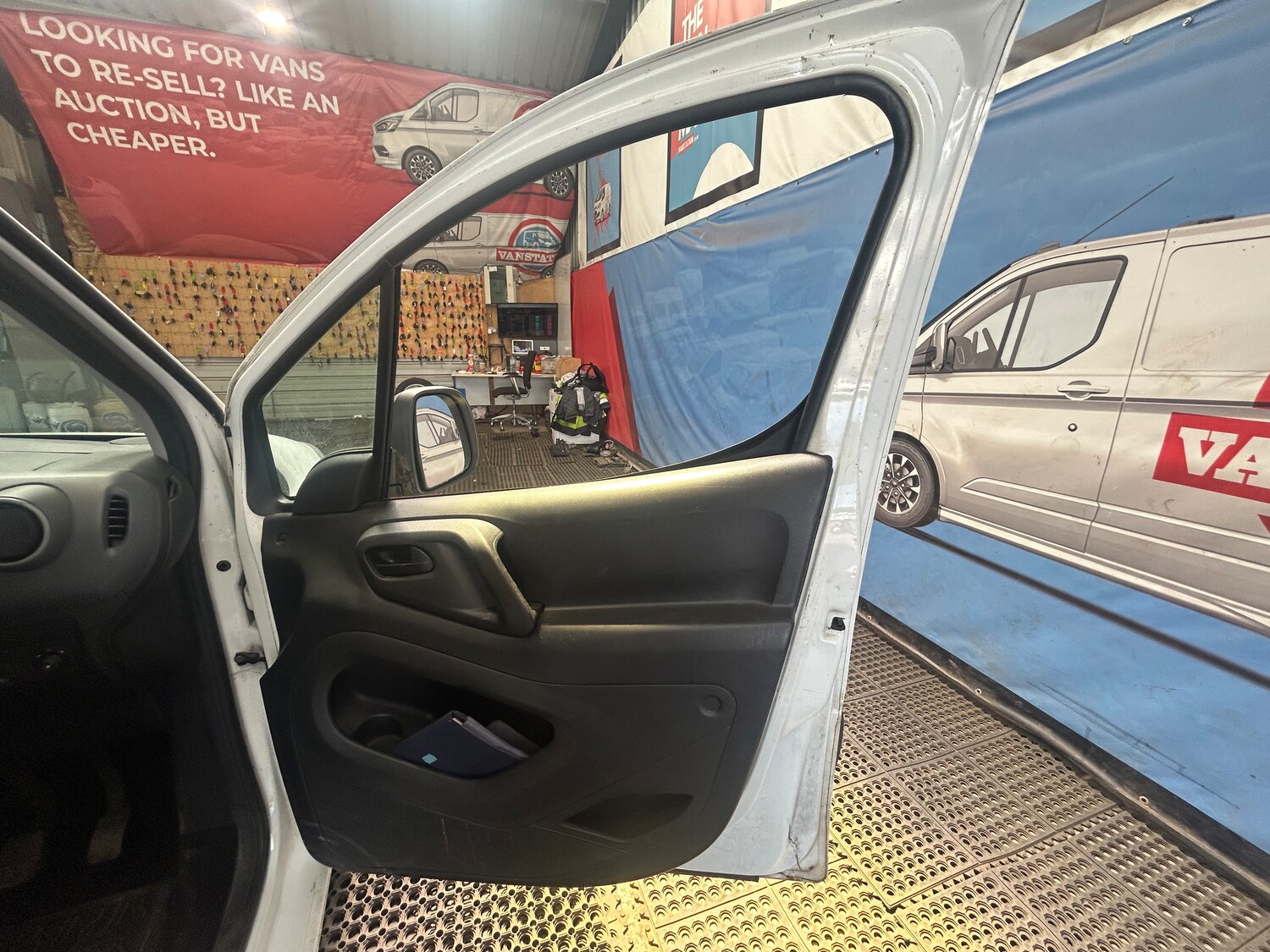 Vehicle 22