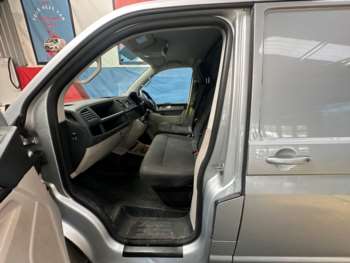 Used Volkswagen Transporter 2016 for sale - 74326249: Photo