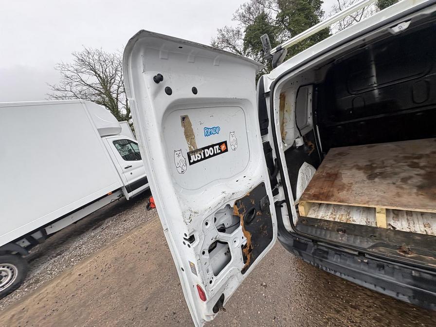 Used Renault Kangoo 2015 for sale - 78059951: Photo 17