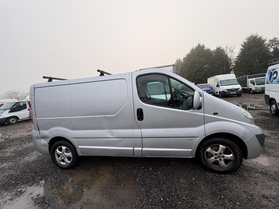 Used Vauxhall Vivaro 2012 for sale - 77068141: Photo 2