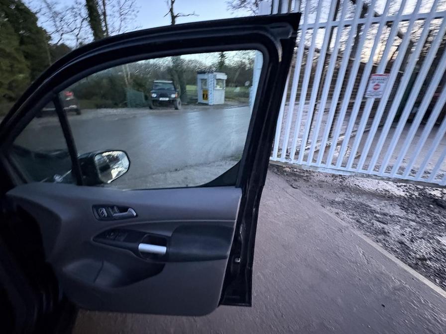 Used Ford Transit Connect 2020 for sale - 77093037: Photo 17