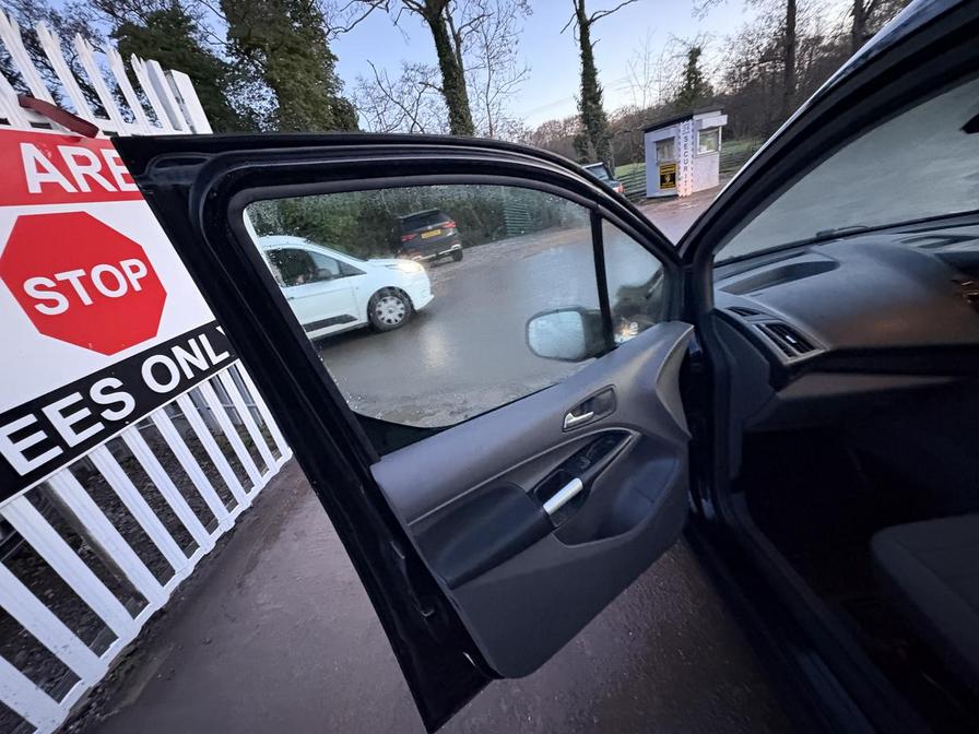 Used Ford Transit Connect 2020 for sale - 77093037: Photo 9