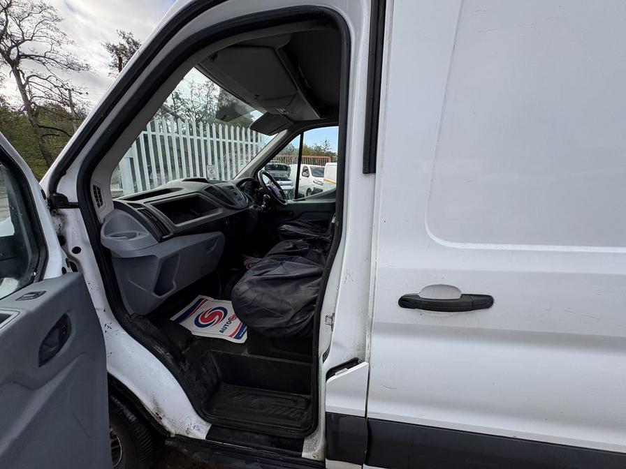 Used Ford Transit 2017 for sale - 76442172: Photo 2