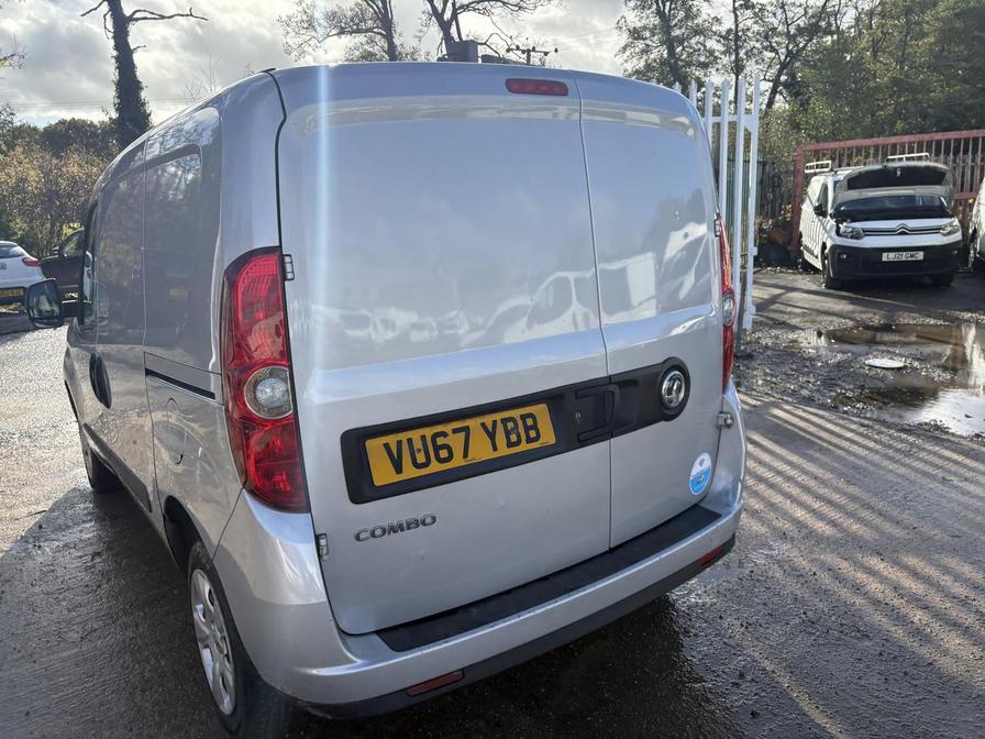 Used Vauxhall Combo 2017 for sale - 76442171: Photo 19