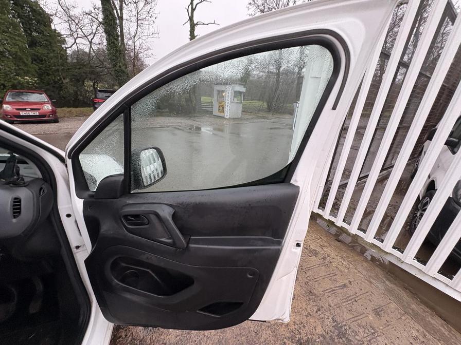 Used Citroen Berlingo 2017 for sale - 77308056: Photo 17