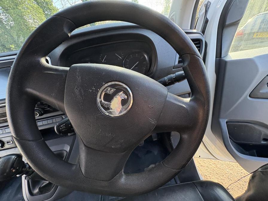 Used Vauxhall Vivaro 2019 for sale - 76648623: Photo 13