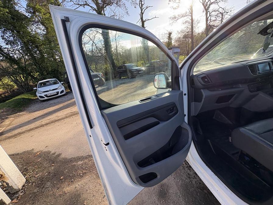 Used Vauxhall Vivaro 2019 for sale - 76648623: Photo 15