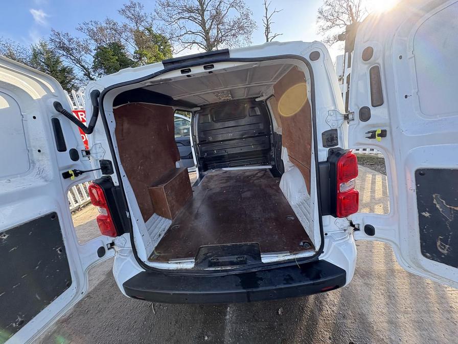 Used Vauxhall Vivaro 2019 for sale - 76648623: Photo 9